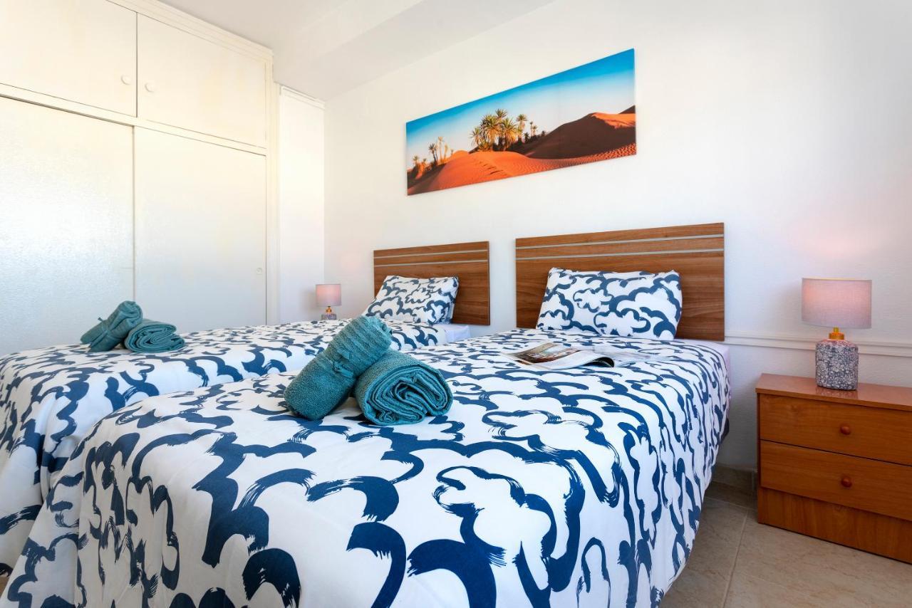 شقة Fantastico Apartamento A Pie De Playa By Renthas فوينخيرولا المظهر الخارجي الصورة